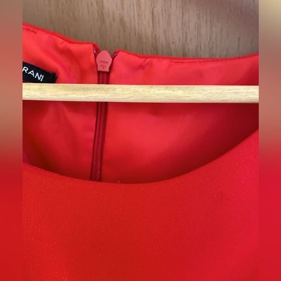 Mario Serrani large fitted sheath midi dress.  Lining on top of front & back. - Picture 3 of 10